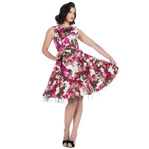 Hearts & Roses Betty Vintage Rose 50’s Swing Dress Cream